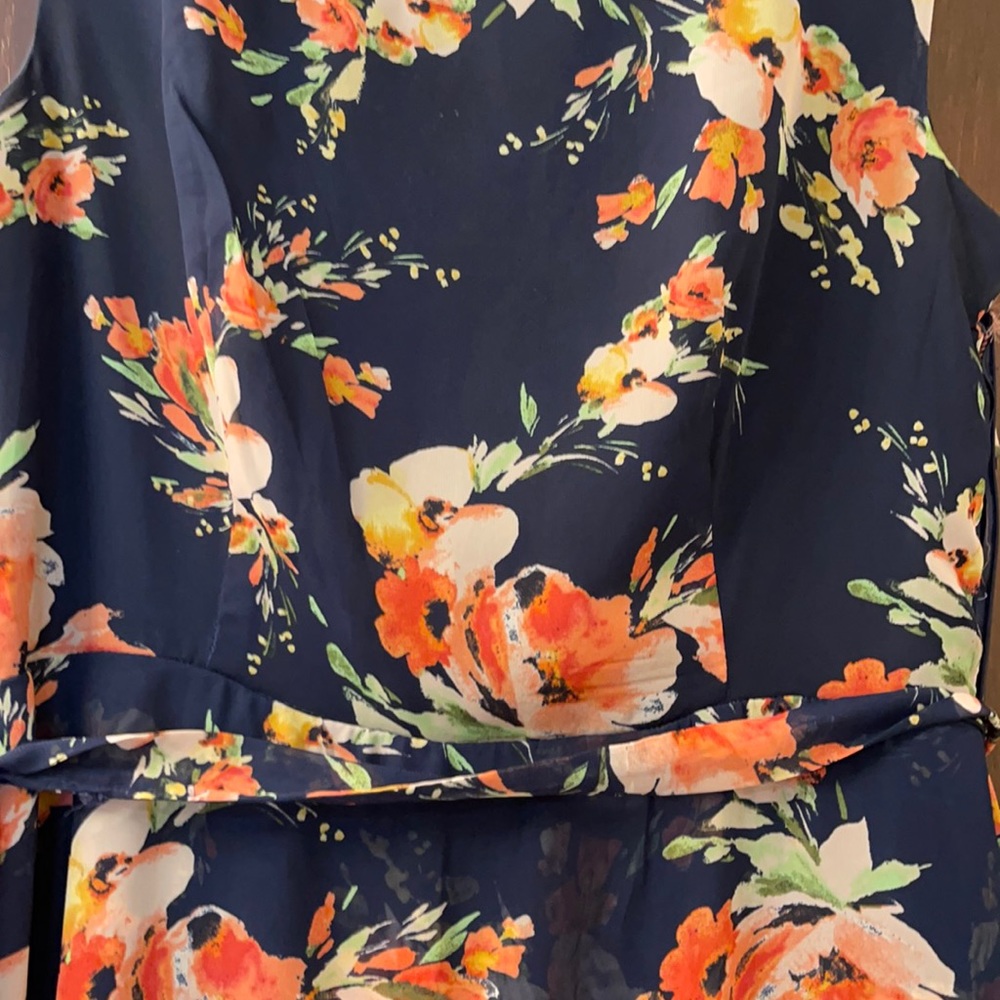 High Low Fitted Ruffled Bottom - image 2